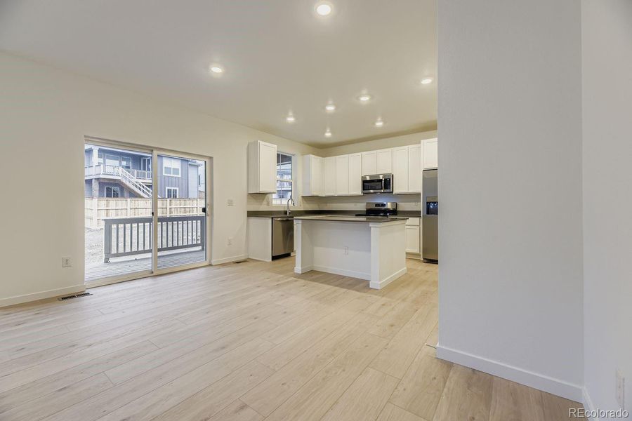 Image 12 of a home in Ken-Caryl Ranch.