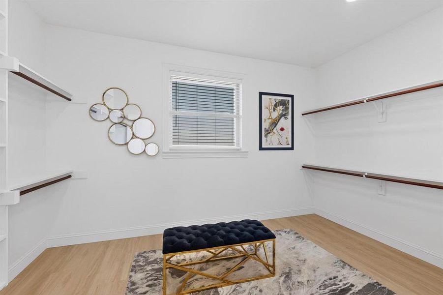Furnished interior view inside a new home in , Leonard (Image 14).