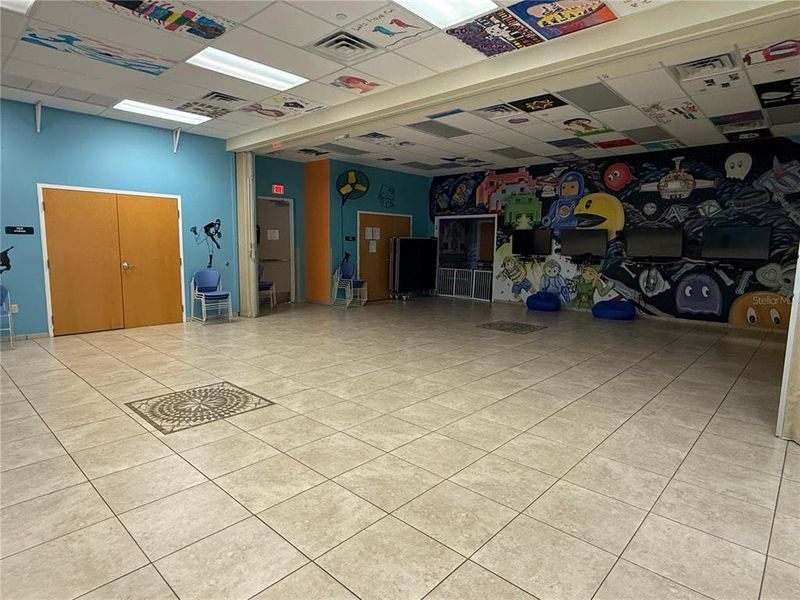 Spacious, unfurnished interior of a new home in , Ocala (Image 32).