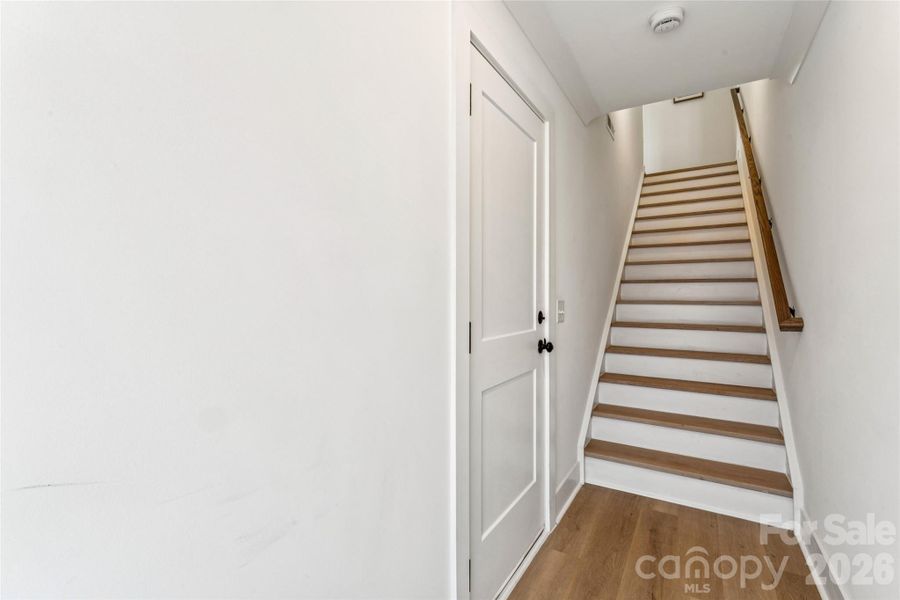 Spacious, unfurnished interior of a new home in , Charlotte (Image 23).