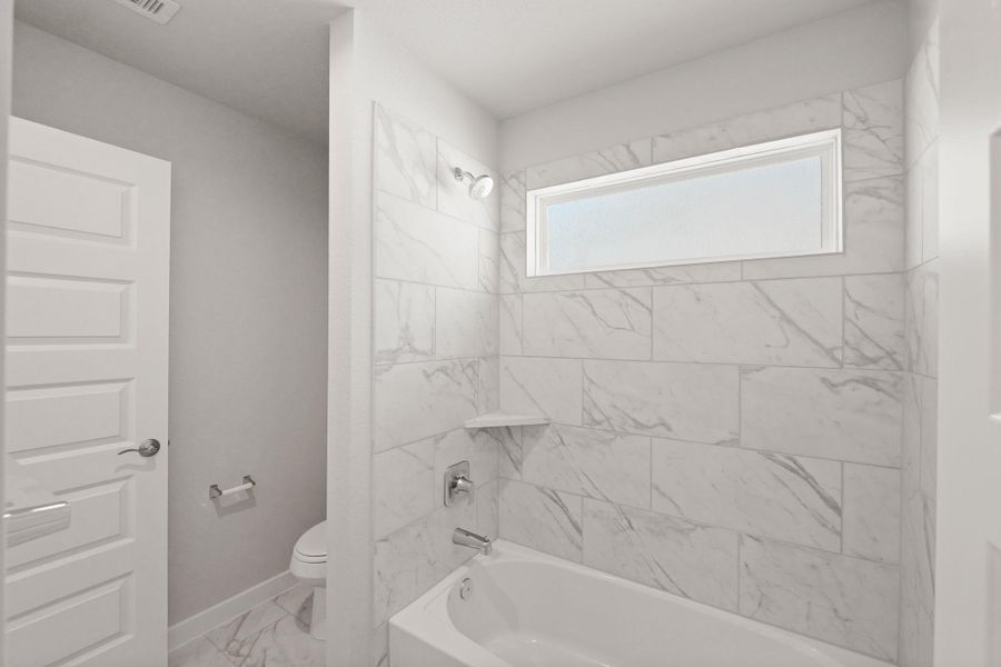 Furnished interior view inside a new home in Briarwood Crossing, Rosenberg (Image 5).