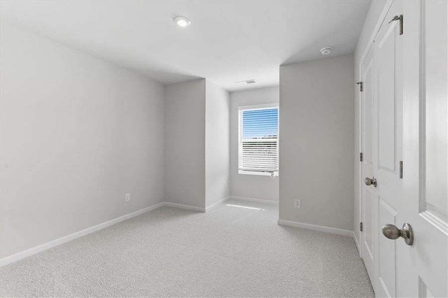 Spacious, unfurnished interior of a new home in Park Center Pointe, Austell (Image 16).