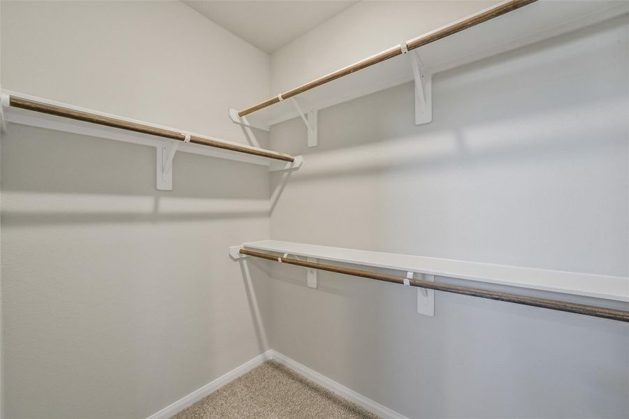 Spacious, unfurnished interior of a new home in Anderson Lakes, Houston (Image 35).