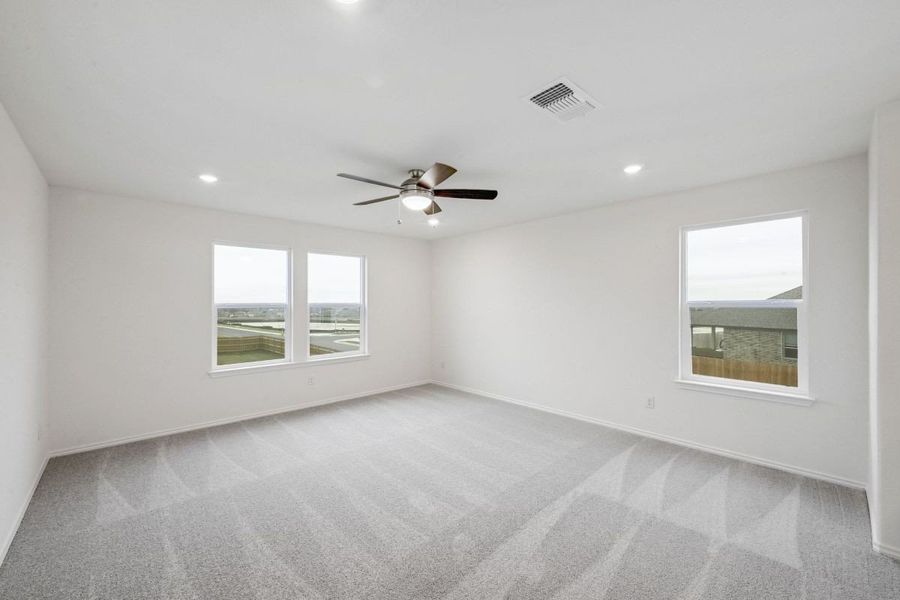 Spacious, unfurnished interior of a new home in Salerno - Heritage Collection, Round Rock (Image 8).