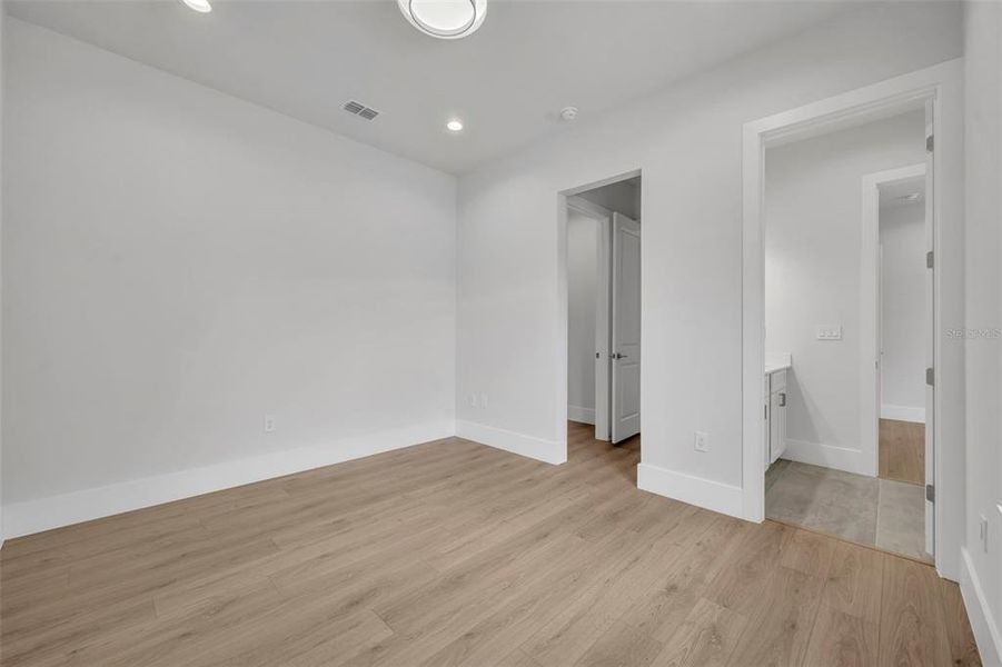 Spacious, unfurnished interior of a new home in , Winter Park (Image 42). Spacious, unfurnished interior of a new home in , Winter Park (Image 42).