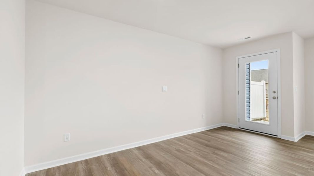 Spacious, unfurnished interior of a new home in Covington Village, Greer (Image 19).