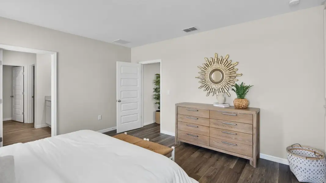 Furnished interior view inside a new home in Hawthorne Ranch, Lakeland (Image 16).