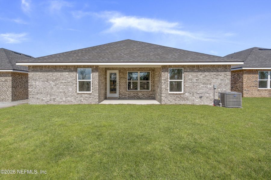 Exterior details and patio area of a home in , Green Cove Springs (Image 22).