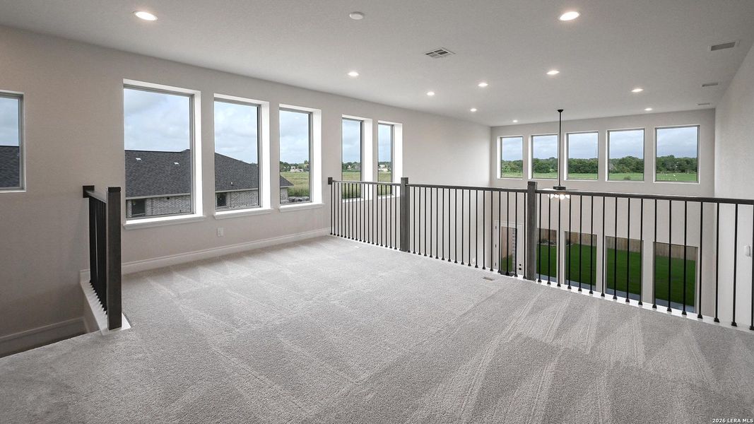 Spacious, unfurnished interior of a new home in Legacy at Lake Dunlap, New Braunfels (Image 14).