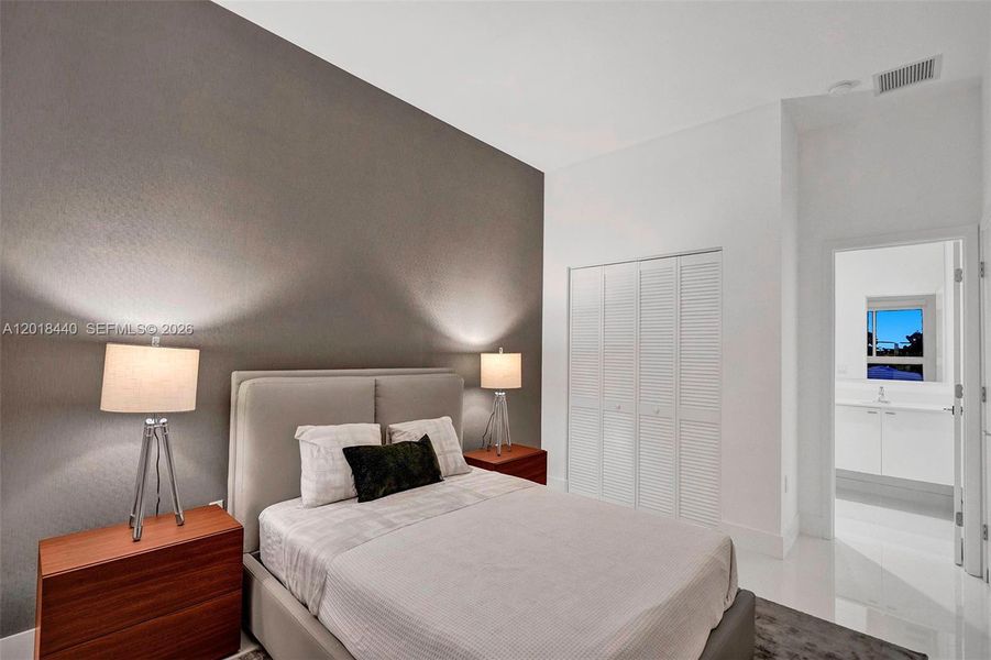 Furnished interior view inside a new home in , Fort Lauderdale (Image 14).