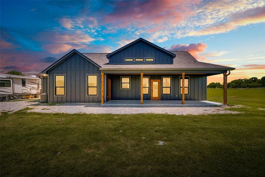 Exterior details and patio area of a home in , Millsap (Image 19).