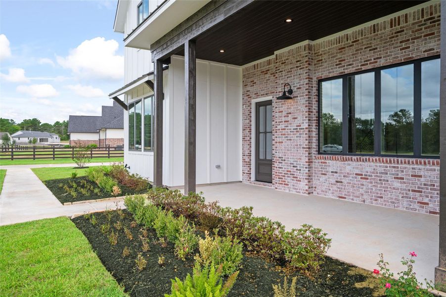 Exterior details and patio area of a home in , Montgomery (Image 3).