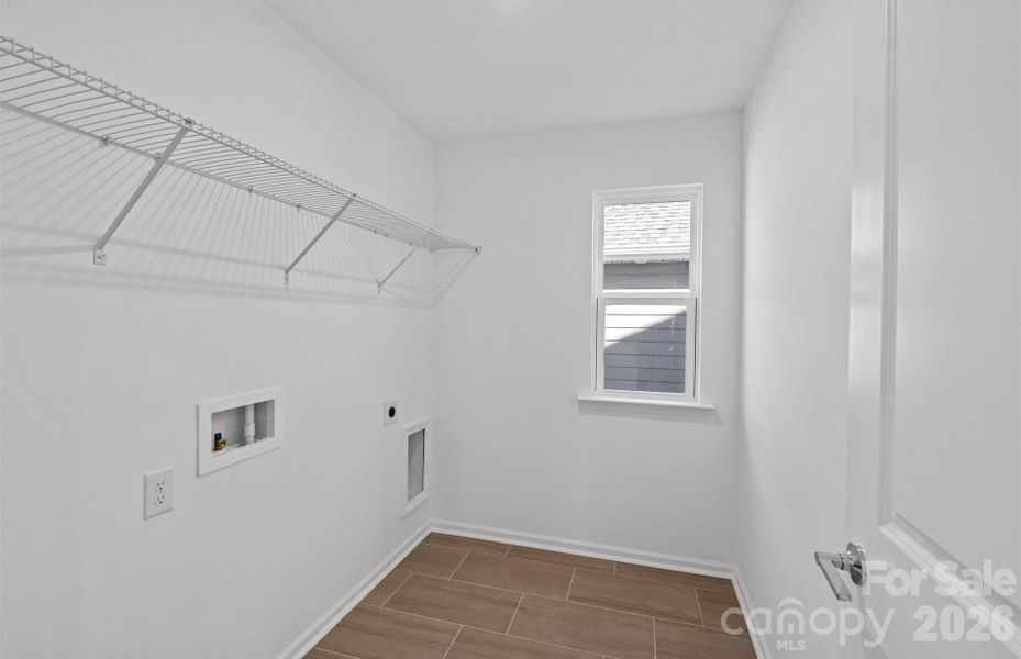 REPRESENTATION PHOTO