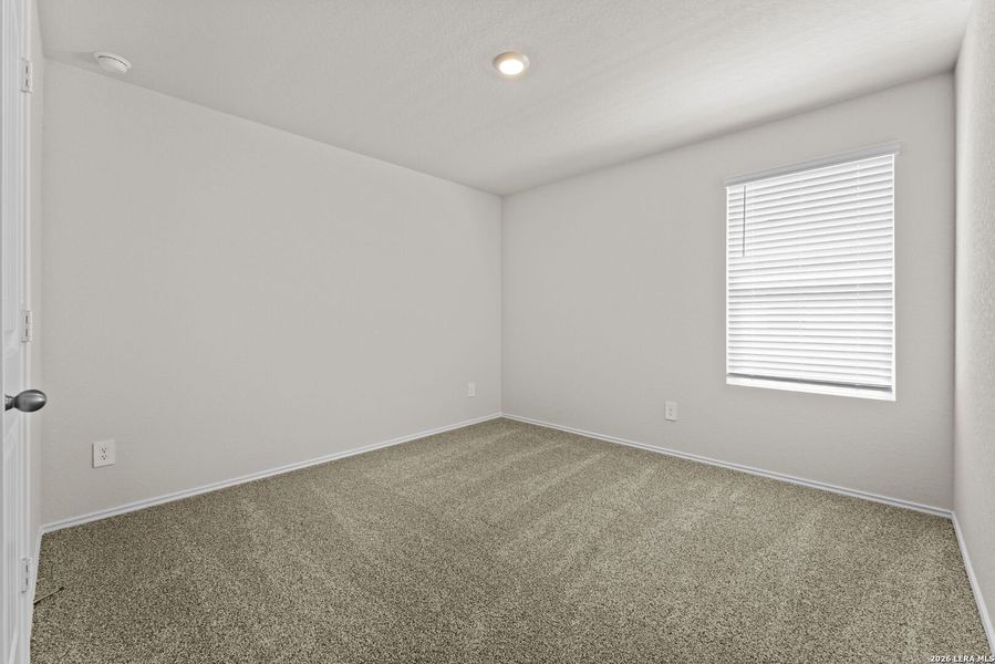 Spacious, unfurnished interior of a new home in Swenson Heights, Seguin (Image 20).