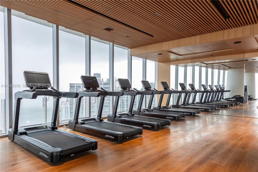 Community amenities in , Miami (Image 29).