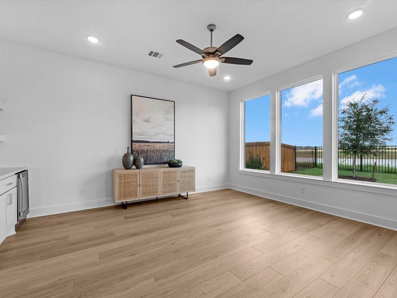 Spacious, unfurnished interior of a new home in Dunham Pointe, Cypress (Image 21).