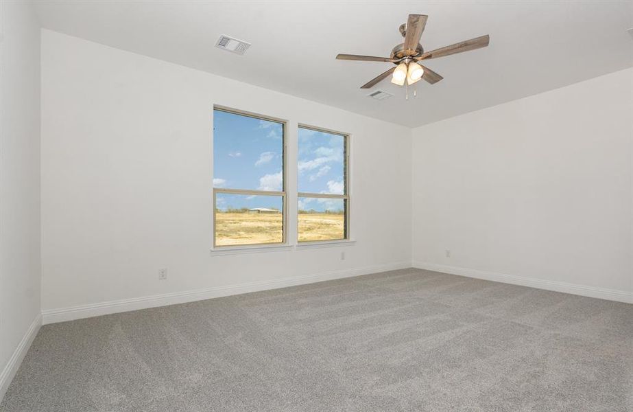 Spacious, unfurnished interior of a new home in Stone Henge II, Sanger (Image 25).