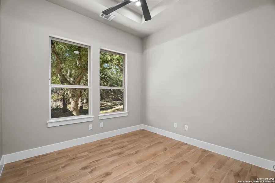 Spacious, unfurnished interior of a new home in , Spring Branch (Image 35).