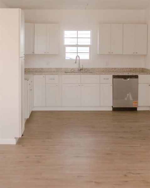 Spacious, unfurnished interior of a new home in , Brownwood (Image 23).