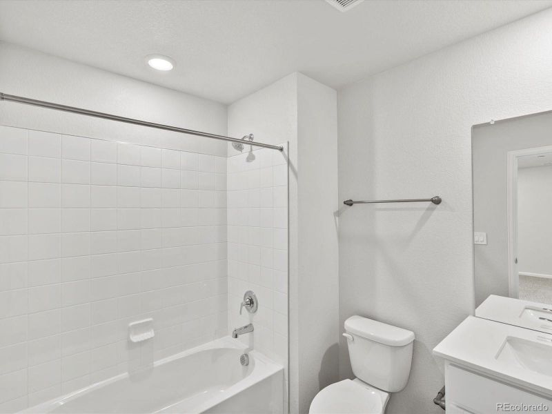 Image 21 of a home in Poudre Heights: The Meadow Collection.