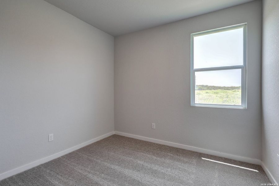 Spacious, unfurnished interior of a new home in Park Place, New Braunfels (Image 19).