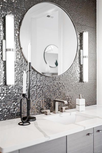 Custom tile, color and texture combinations in every bath