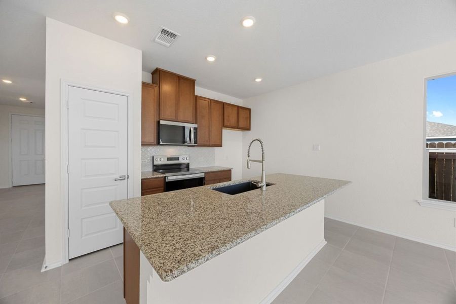 Furnished interior view inside a new home in Hidden Trails, Belton (Image 4). Furnished interior view inside a new home in Hidden Trails, Belton (Image 4).