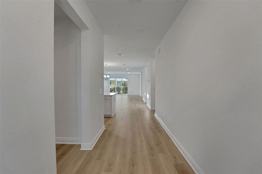 Spacious, unfurnished interior of a new home in Green Key Village, Lady Lake (Image 25). Spacious, unfurnished interior of a new home in Green Key Village, Lady Lake (Image 25).