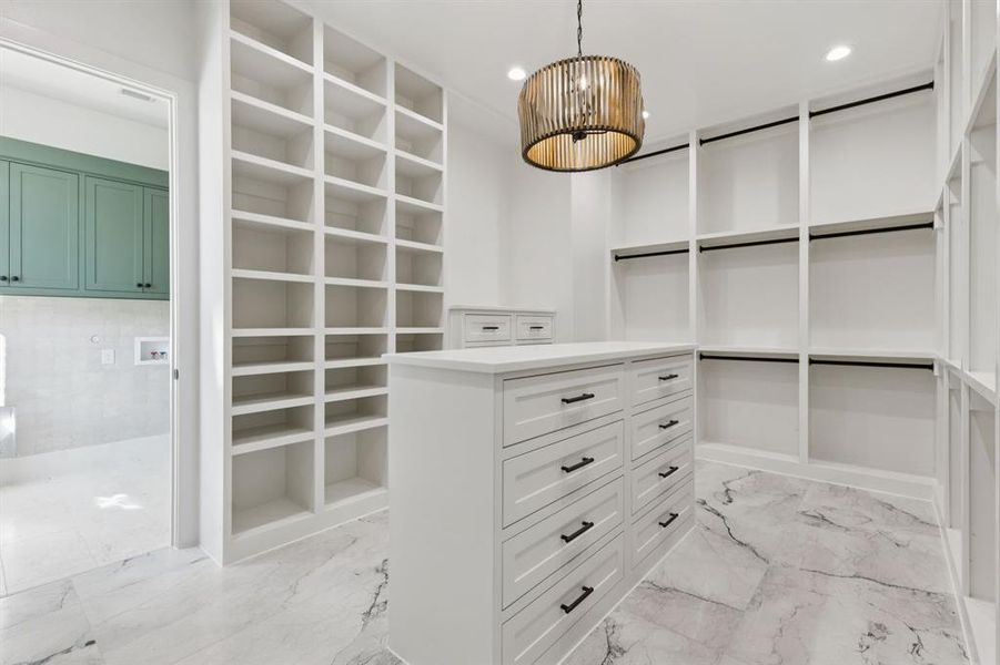 Furnished interior view inside a new home in , Weatherford (Image 15).