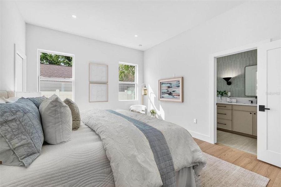Furnished interior view inside a new home in , St. Petersburg (Image 16).