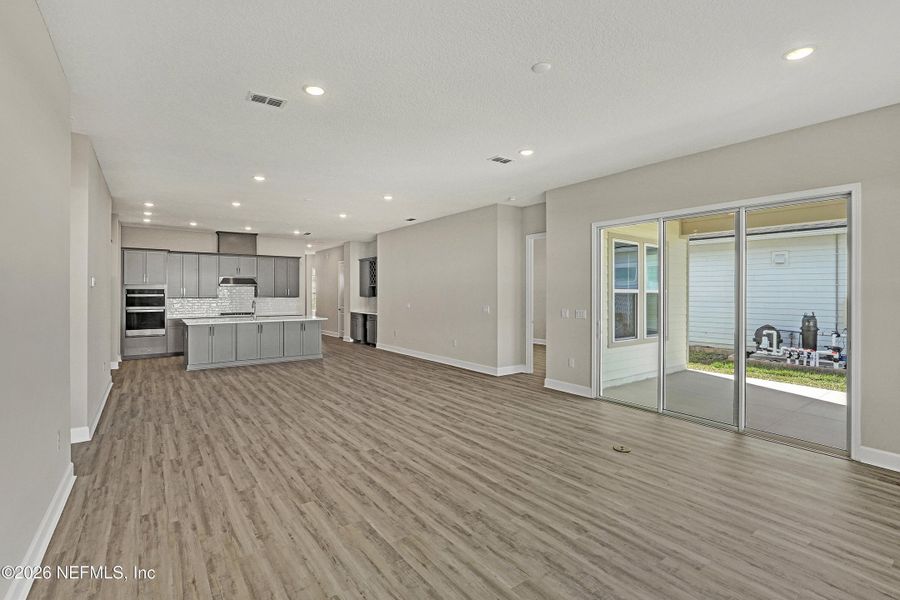 Spacious, unfurnished interior of a new home in Discover 55+ Living at Silverleaf, St. Augustine (Image 16).