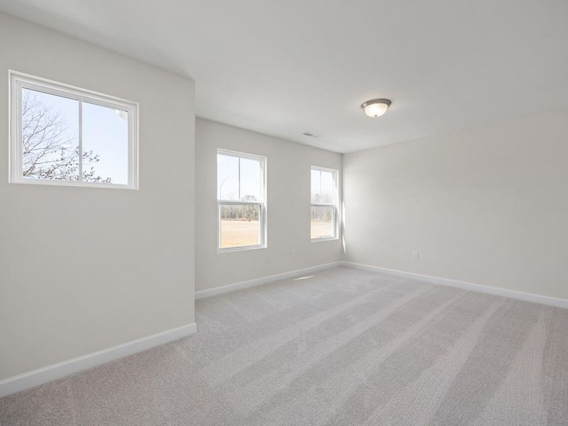 Spacious, unfurnished interior of a new home in Retreat at North Main, Lillington (Image 18).