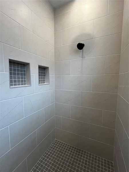 Spacious, unfurnished interior of a new home in Hills of Minneola, Minneola (Image 16).