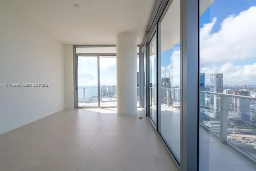 Spacious, unfurnished interior of a new home in , Miami (Image 11).