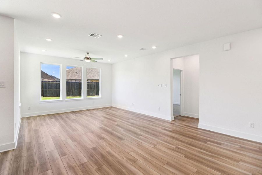 22303 Prickly Great Room (2) 22303 Prickly Great Room (2)