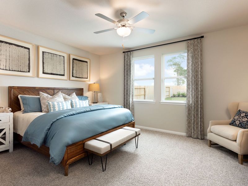 Furnished interior view inside a new home in Montgomery Oaks - Premier, Conroe (Image 7). Furnished interior view inside a new home in Montgomery Oaks - Premier, Conroe (Image 7).