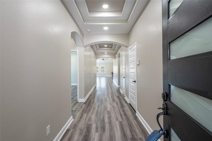 Spacious, unfurnished interior of a new home in , Houston (Image 37).