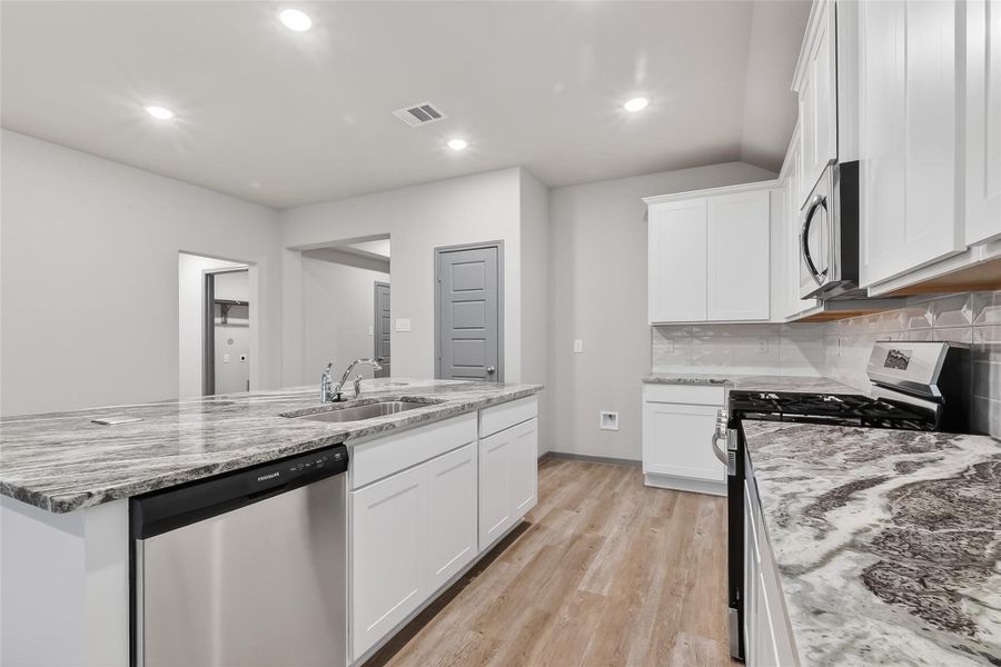Furnished interior view inside a new home in Rollingbrook Estates, Baytown (Image 13).