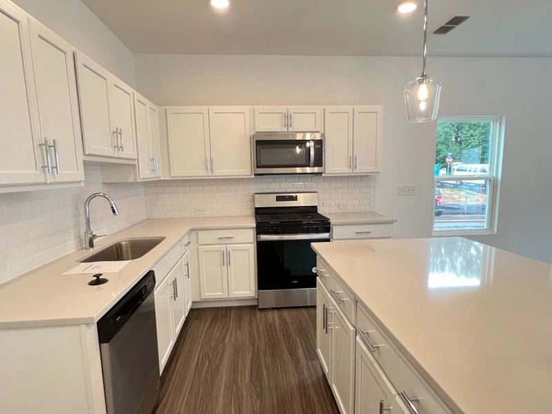 Sample Photo: Kitchen