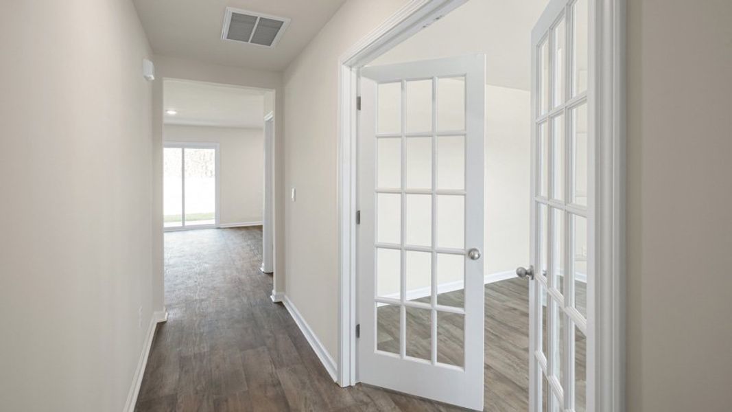 Spacious, unfurnished interior of a new home in Madeline Farm, New Bern (Image 13).