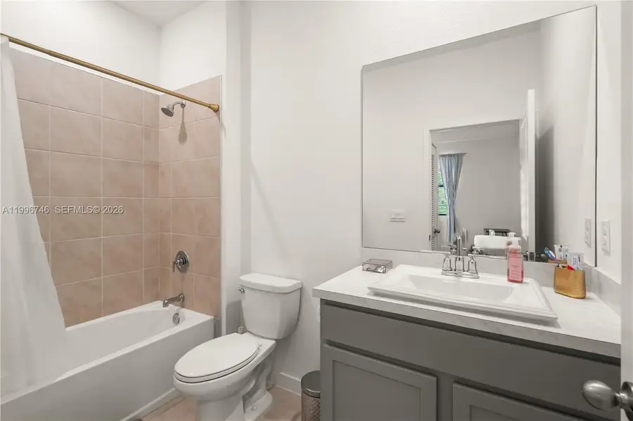 2nd bathroom