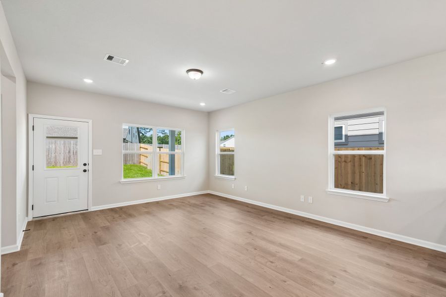 Spacious, unfurnished interior of a new home in The Canopies, Splendora (Image 18). Spacious, unfurnished interior of a new home in The Canopies, Splendora (Image 18).