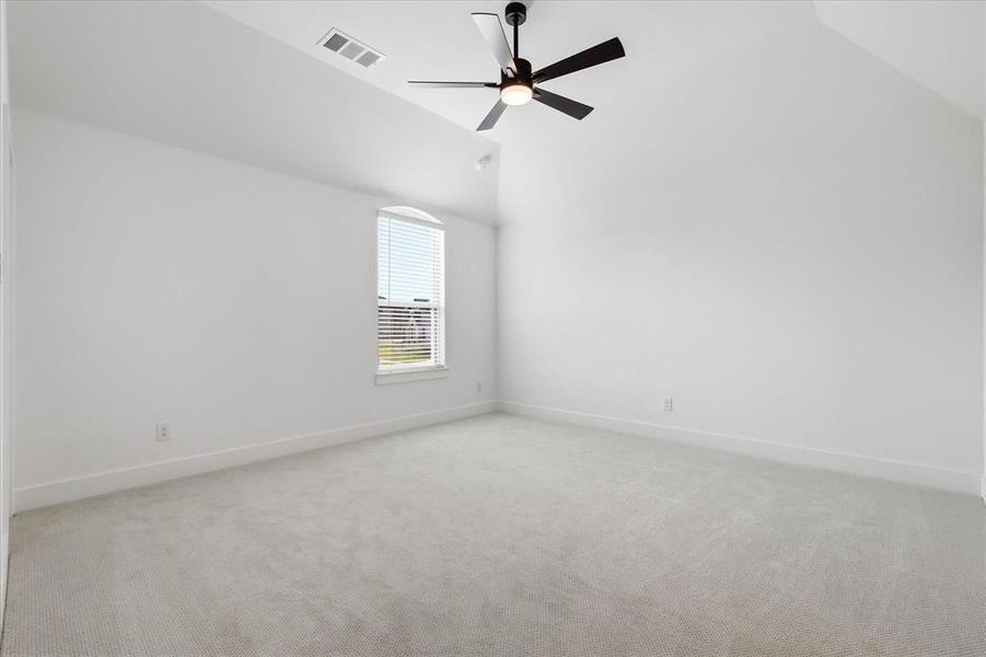 Spacious, unfurnished interior of a new home in Cambridge Estates - Harwood, Prosper (Image 18). Spacious, unfurnished interior of a new home in Cambridge Estates - Harwood, Prosper (Image 18).