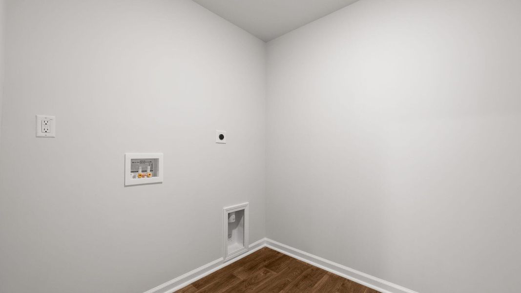 Spacious, unfurnished interior of a new home in , Summerville (Image 15).
