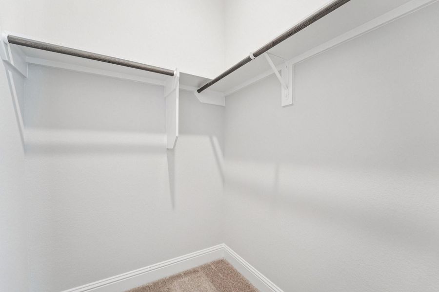 Spacious, unfurnished interior of a new home in Evergreen 70', Conroe (Image 37).