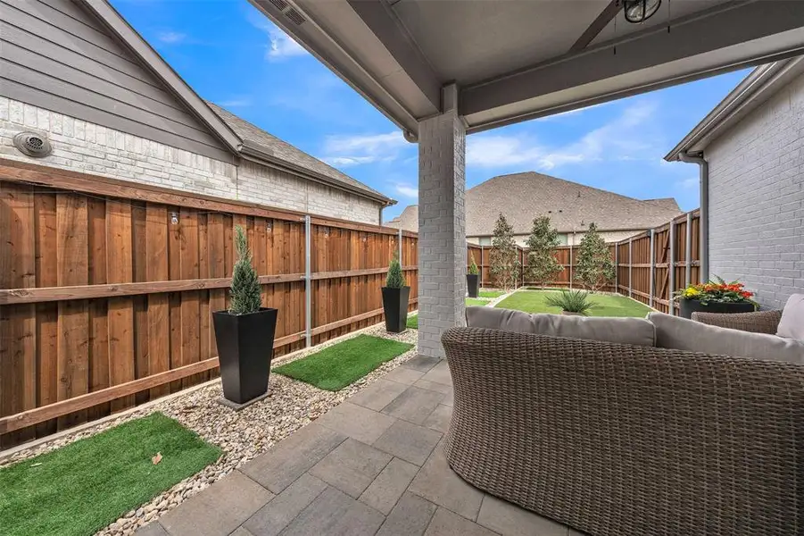 Exterior details and patio area of a home in Karis, Crowley (Image 4).