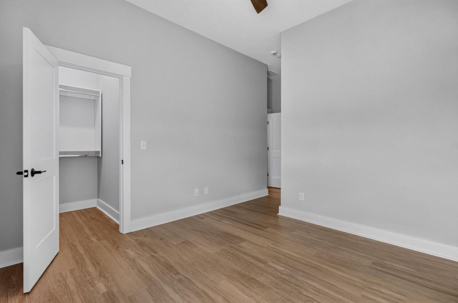 Spacious, unfurnished interior of a new home in , Summerville (Image 22).