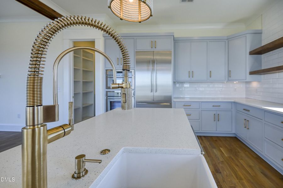 untitled-150 untitled-150