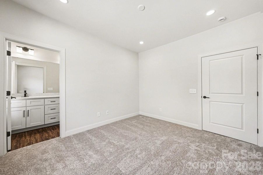 Spacious, unfurnished interior of a new home in , Mooresville (Image 16).