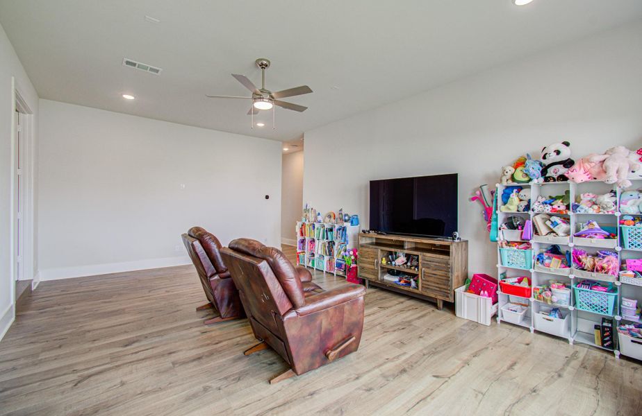 Furnished interior view inside a new home in , Manvel (Image 44).